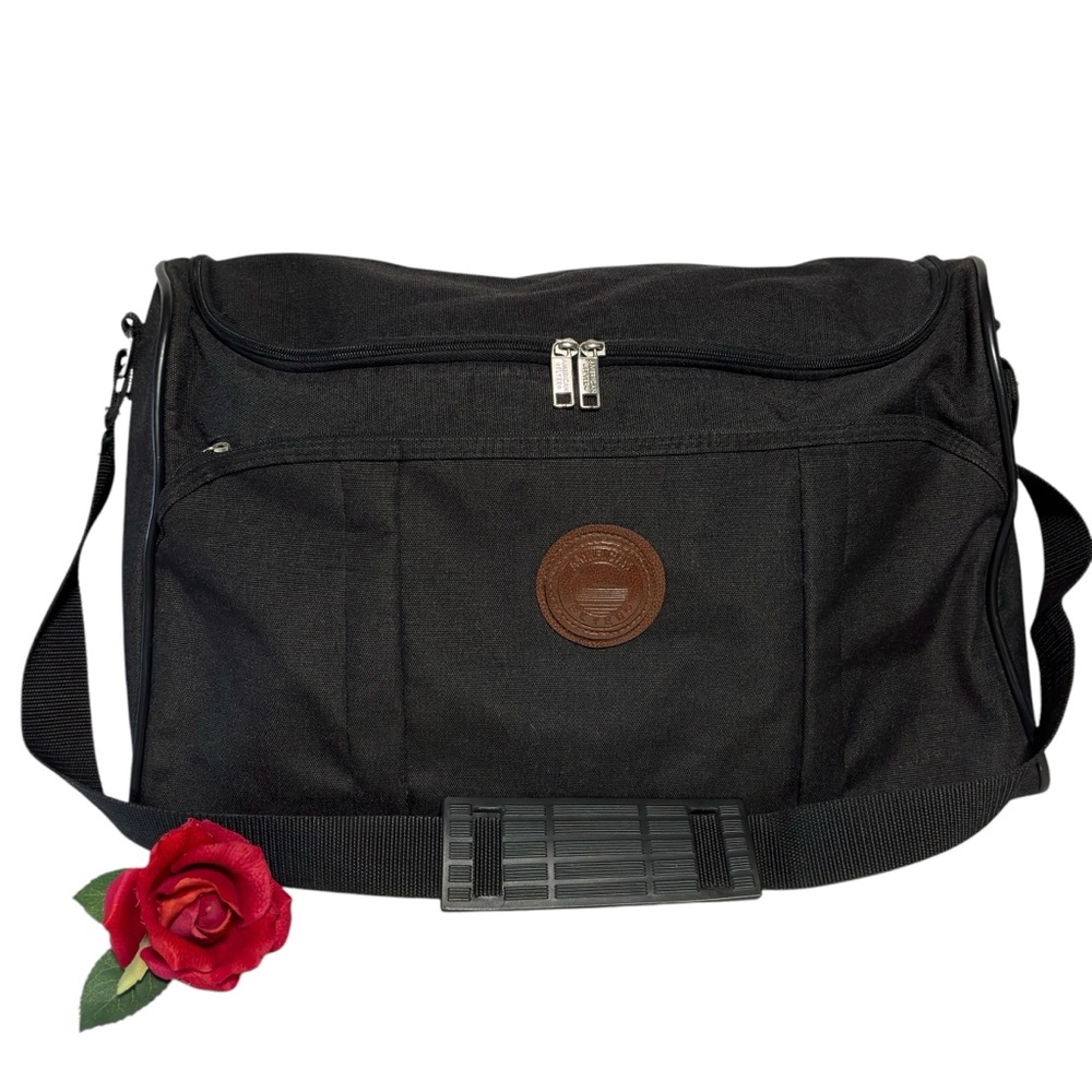 American Flyer XL Black Duffel bag with shoulder strap travel weekender bag